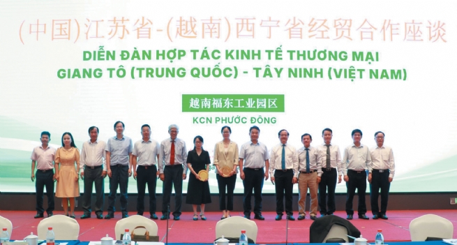 Striving to Transform Tay Ninh into Fairly Developed Province in the Southeast and the Country