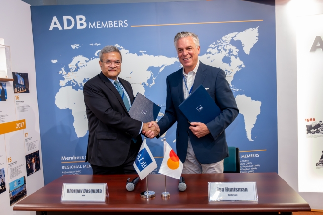 ADB and Mastercard Partner to Mobilize Financing for MSMEs